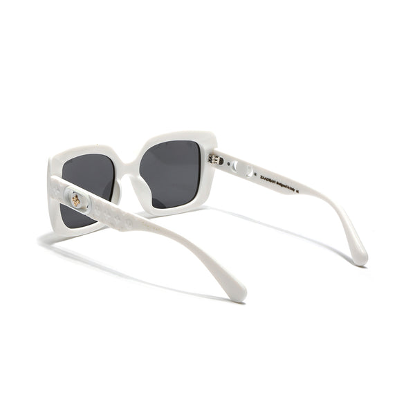 NY | White Wayfarer Oversize Sunglass