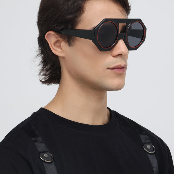 Forest Flair | Black Round Sunglass