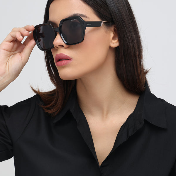 Peru | Black Wayfarer Sunglass