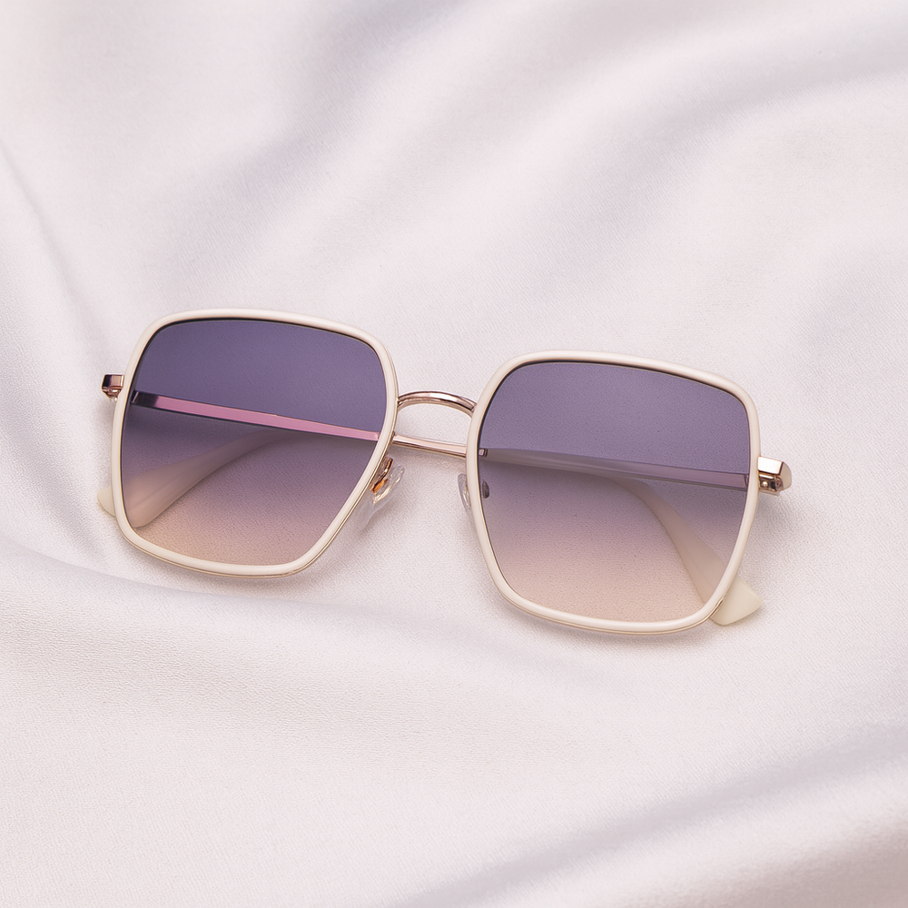 Rio | Cream Oversized Wayfarer Sunglass